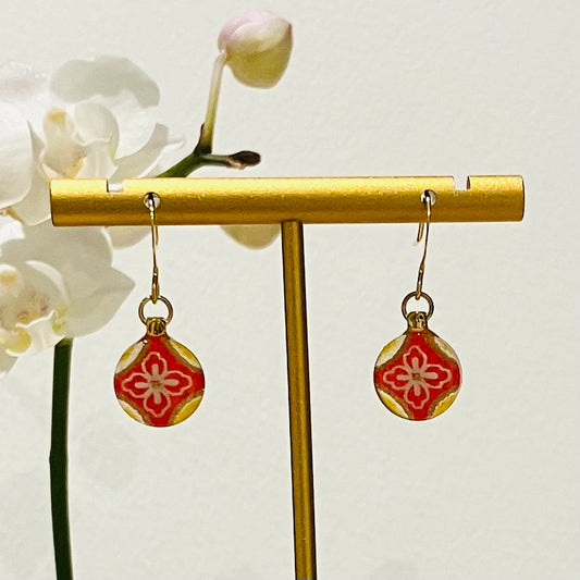 Hook Earrings Gold plated stainless steel small 17